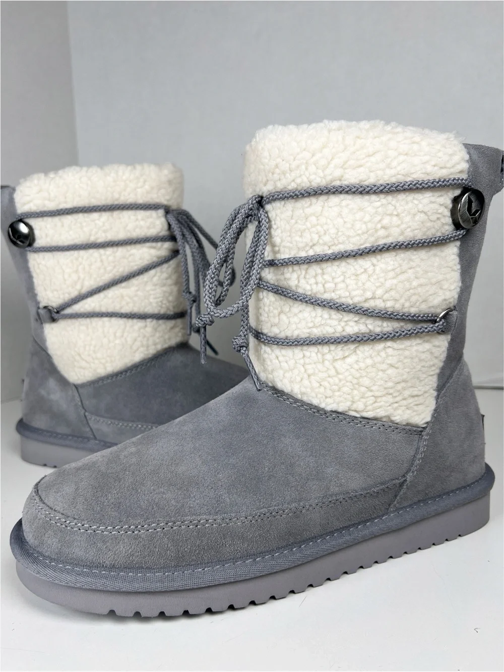 KOOLABURA By UGG Women’s Size 8 Gray Suede Michon Short Wraparound Lace Boot